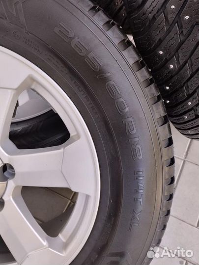 Nokian Tyres Hakkapeliitta 8 SUV 265/60 R18 114T