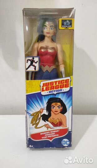 Кукла чудо женщина