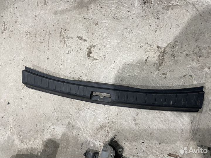 Накладка задней панели land rover freelander 2