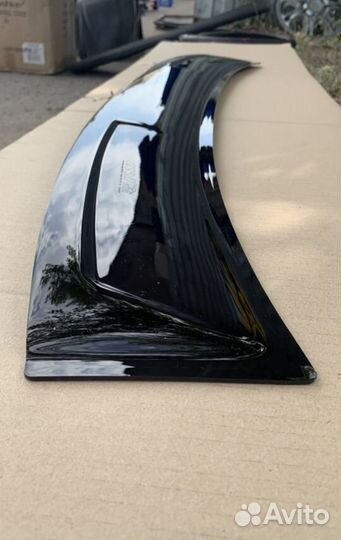 Спойлер на стекло Фокус 2
