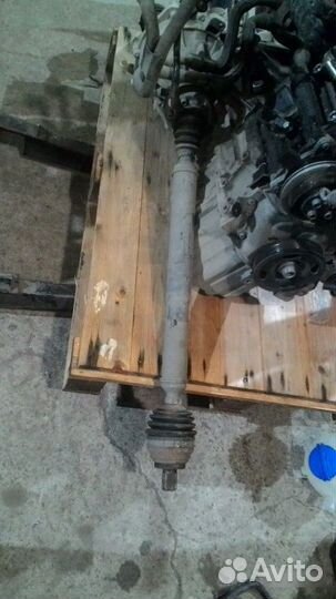 Привод правый VW Jetta 6