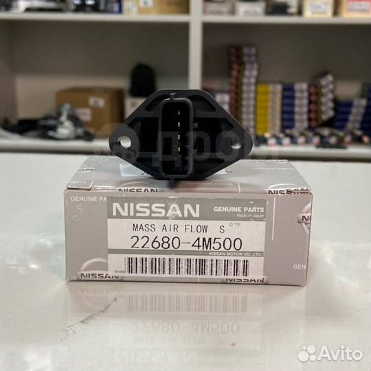 Датчик дмрв Nissan (4 контакта) 22680-4M500