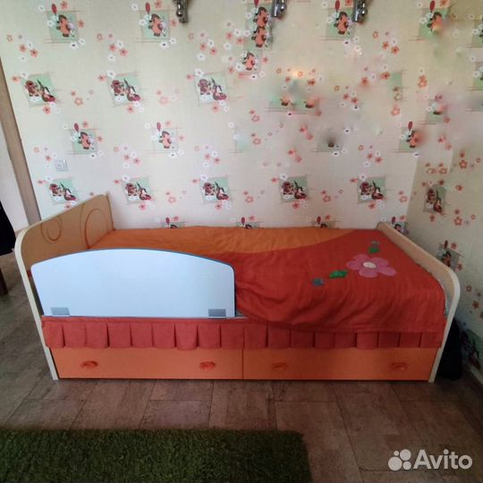 Комплект мебели для детской комнаты