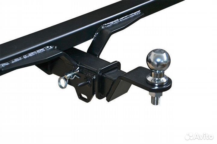 Фаркоп LADA Largus c 2012 - съемный квадрат