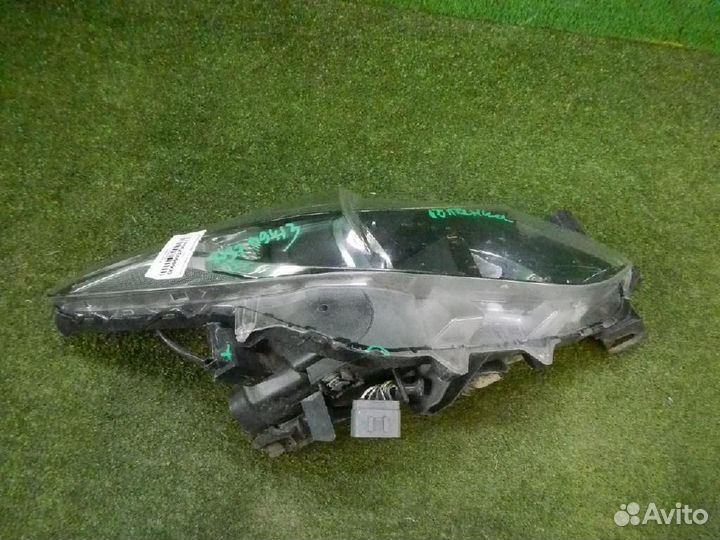 Фара правая Mazda Mazda3