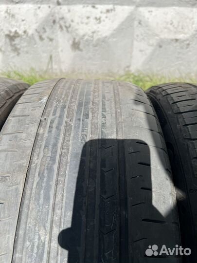 Continental ContiPremiumContact 5 215/55 R17 94W