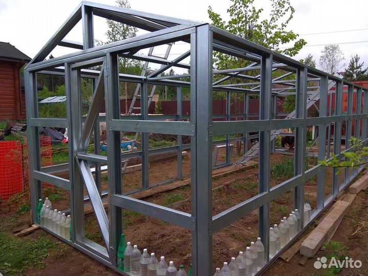 Швеллер оцинкованный 100*40*2 мм