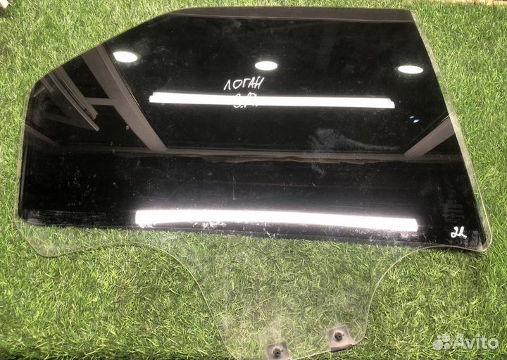 Стекло задней правой двери Renault Logan