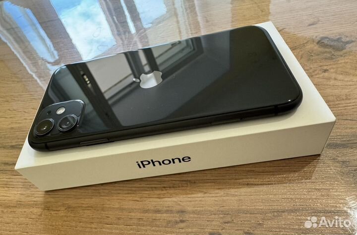 iPhone 11, 128 ГБ