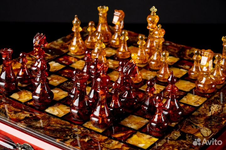 Янтарные шахматы. Шахматы из Янтаря. Янтарь. 00017