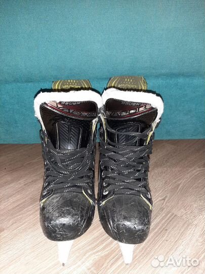Коньки хоккейные