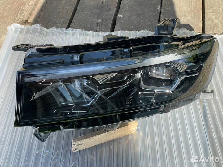 Передняя матричная фара левая Voyah Free 2023