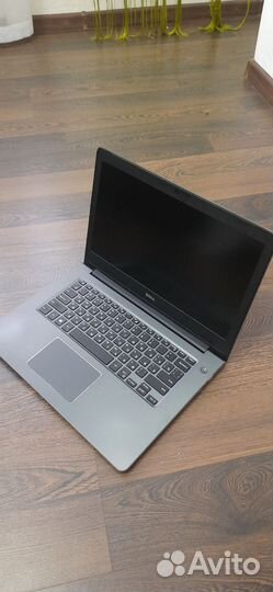 Ноутбук Dell P75G
