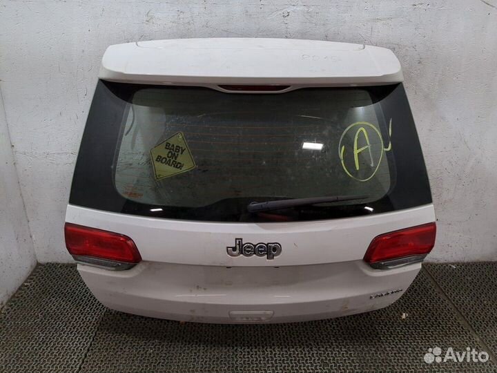 Обшивка крышки багажника Jeep Grand Cherokee 2013