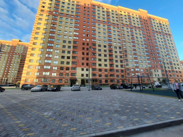 2-к. квартира, 53,1 м², 8/18 эт.