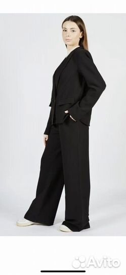 Новый с биркой школьный пиджак от 