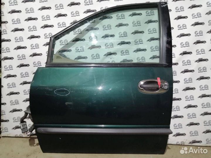 Дверь передняя левая Chrysler Voyager 3 1997