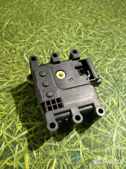 Сервопривод отопителя Мазда CX-7 2.3л 2007г