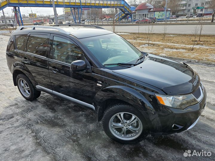 Mitsubishi Outlander 3.0 AT, 2008, 280 000 км