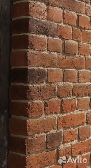 Строительный кирпич
