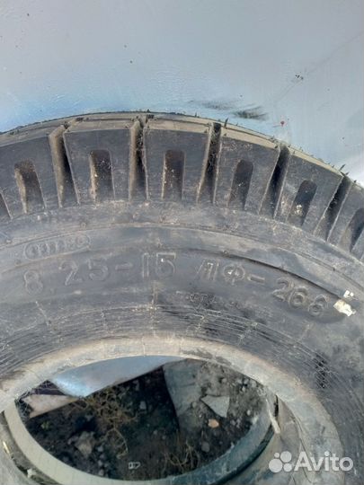 Шина 8,25-15