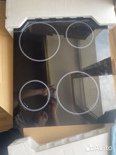 Индукционная плита 4 конфорки бу Hotpoint ariston