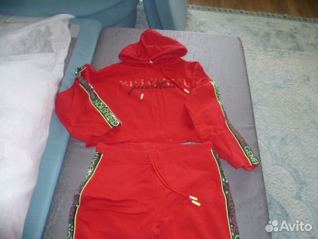 Спортивный костюм