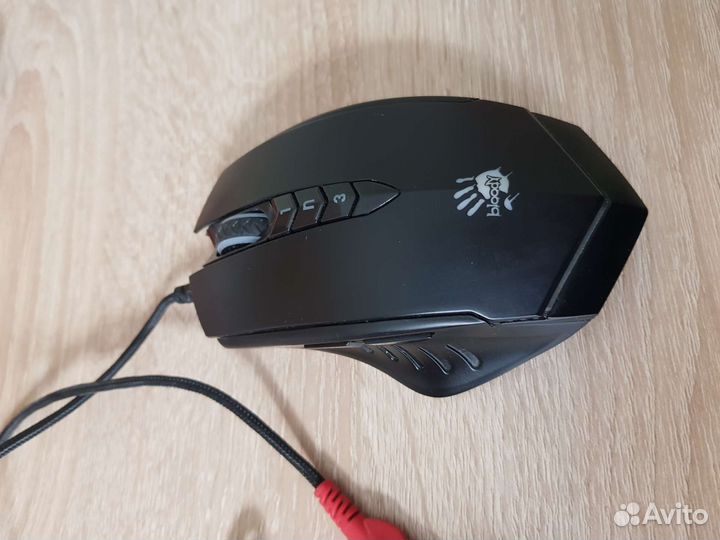 Игровая мышь bloody v8