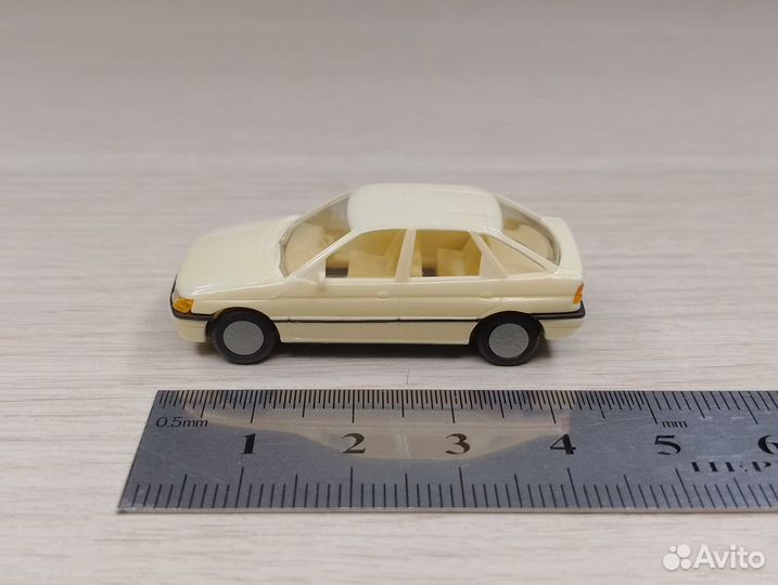 A31.1) Ford Escort V (1990-1997) бежевый