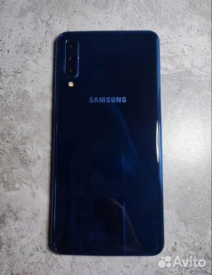 Samsung Galaxy A7 (2018), 6/128 ГБ