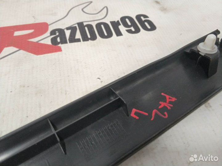 Накладка на порог передняя левая Honda Civic 5D 8