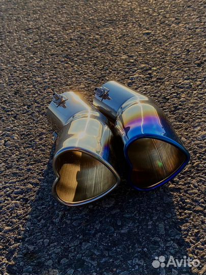 Насадка на глушитель Сердце Градиент Изогнутая