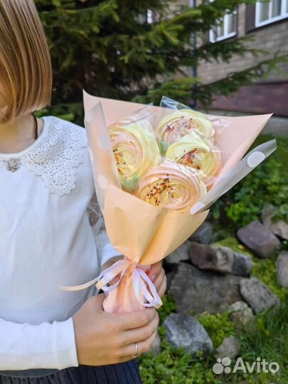 Букет из безе на 1 сентября