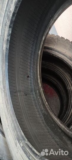 Goodyear UltraGrip Ice 215/55 R17 88T