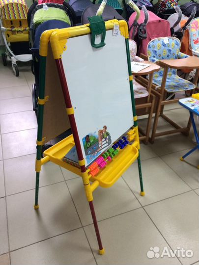 Мольберт Nika Kids растущий со счетами
