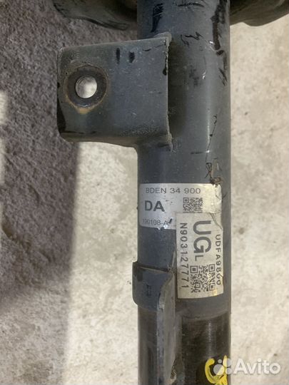 Амортизатор передний Mazda 3 BP.Оригинал