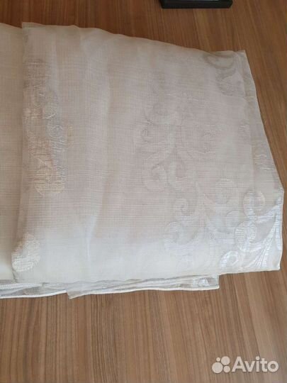 Тюль с серебрисым узором