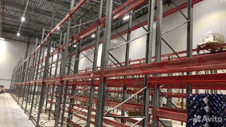 Фронтальные стеллажи в наличии