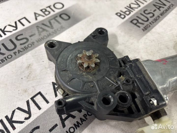 Моторчик стеклоподъемника передний правый Kia