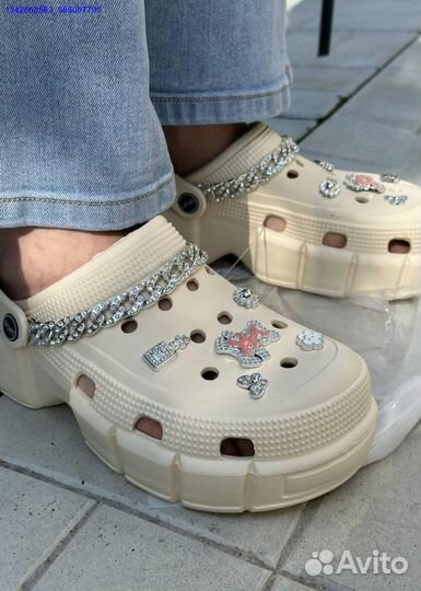 Кроксы новые crocs с джибитсами