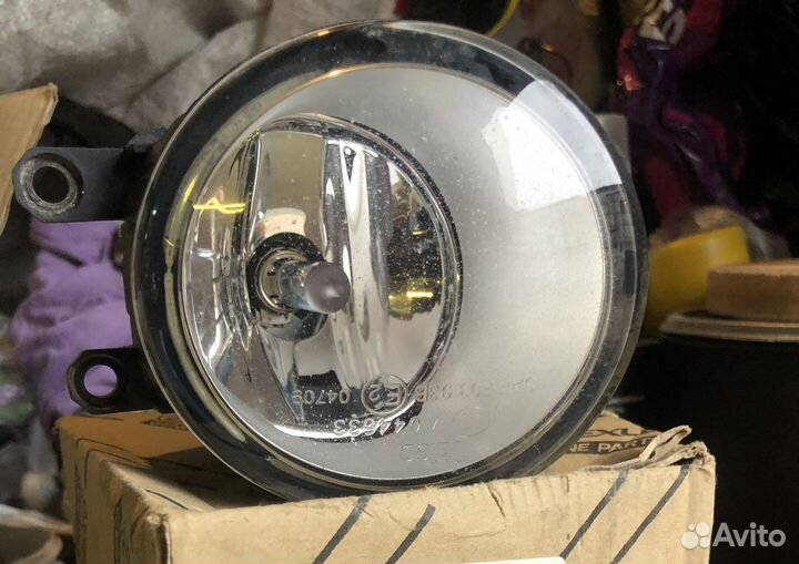 Противотуманная фара camry 50 левая