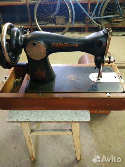 Швейная машинка