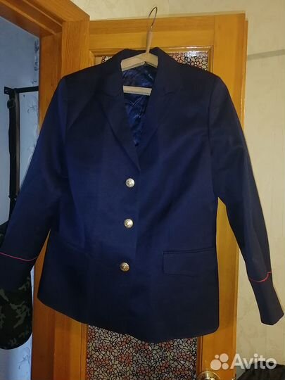 Женская форма полиции