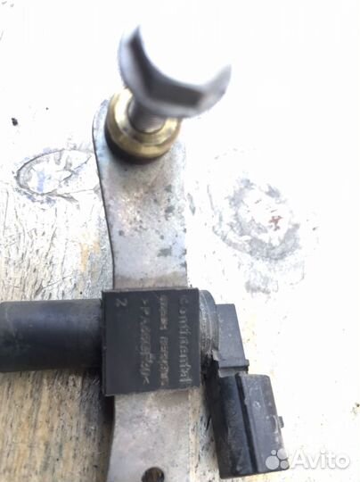 Датчик коленвала к4м renault sandero 2