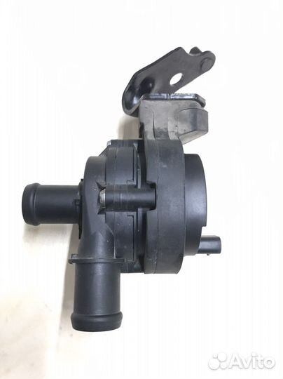 Дополнительный насос охлаждения Passat B8