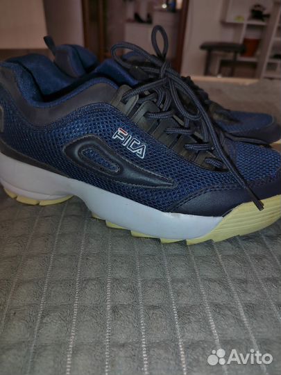 Кроссовки женские