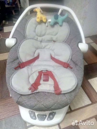 Укачивающий центр graco