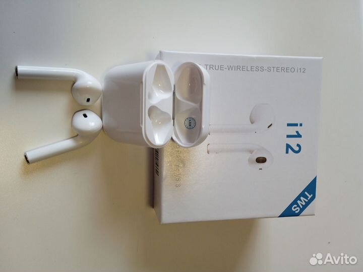 Беспроводные наушники apple airpods