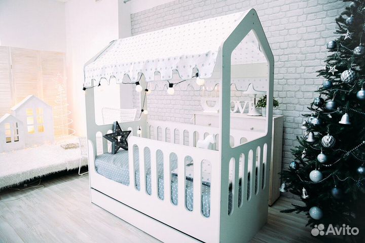 Кровать Домик с высоким бортиком