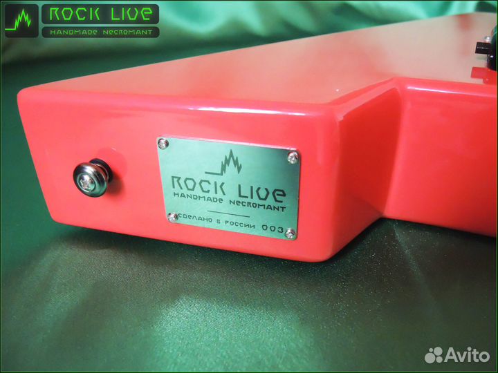 Гитара, безголовая электрогитара